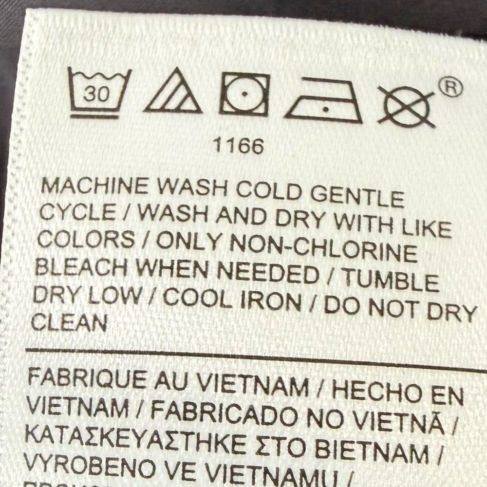 Athleta Black Brooklyn Jumpsuit Sleeveless 
Cropped Athleisure Size 10 Tall EUC - Picture 10 of 10